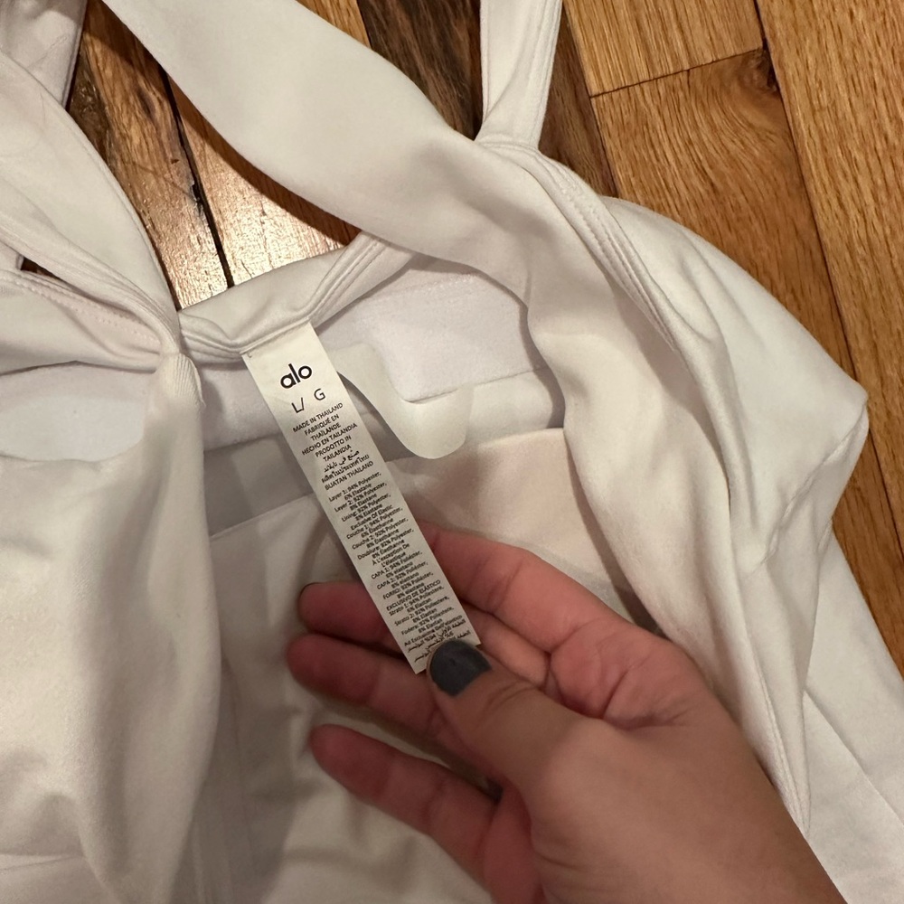 NWOT Alo Yoga AloSoft Showcase Dress in White - Picture 7 of 8